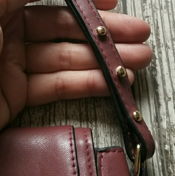 3/$20 or 2/$15 - Picture 3 of 7